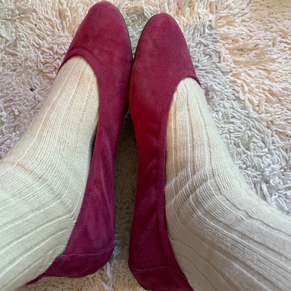 Shoes - Picture 2 of 4